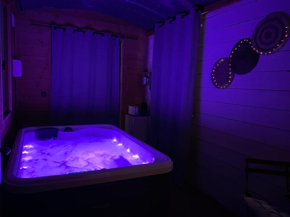 Chambre avec spa privée Candor Esterno foto